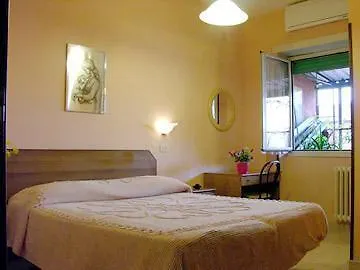 Hotel Domus Mea روما
